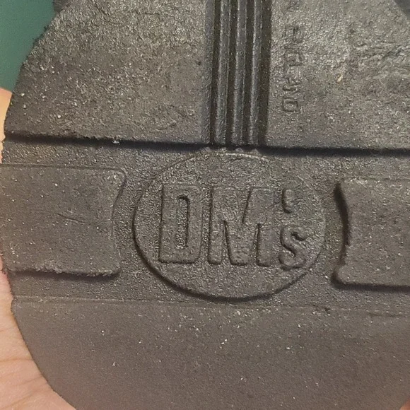 Dr. Martens 9264 Air Cushioned Sole Womens Shoes Black Leather Size 6 ENGLAND - Picture 15 of 15